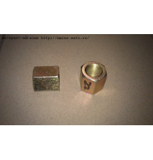 Гайка стремянки рессоры задней (KLQ6840*рессорный)  M22  L34  ключ34